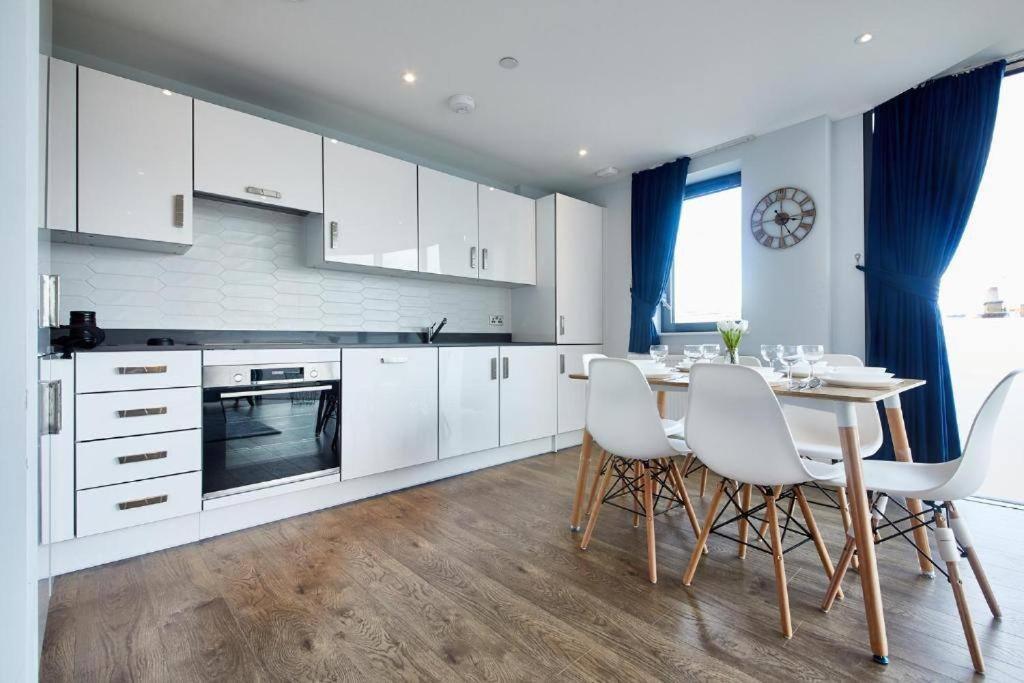Greenwich Flat: O2, Cutty Sark, Maritime Museum, Thames Path Apartment ลอนดอน ภายนอก รูปภาพ